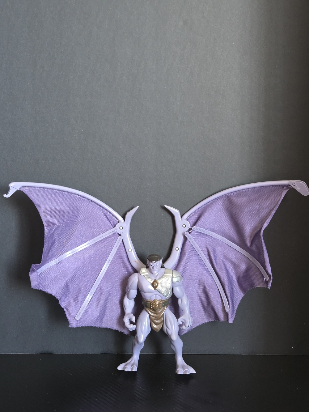 Vintage 1995 Kenner Disney Gargoyles Action Figure - Power Wing Goliath No Tail